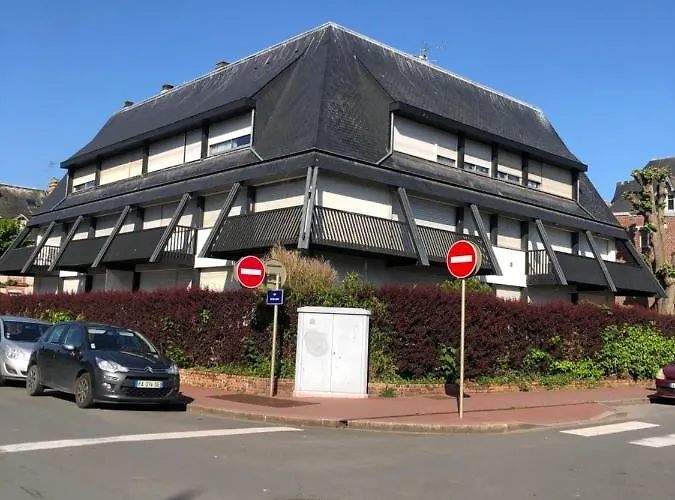 Au Nom Du Zen 3 Pieces Avec Terrasse Coeur Deauville